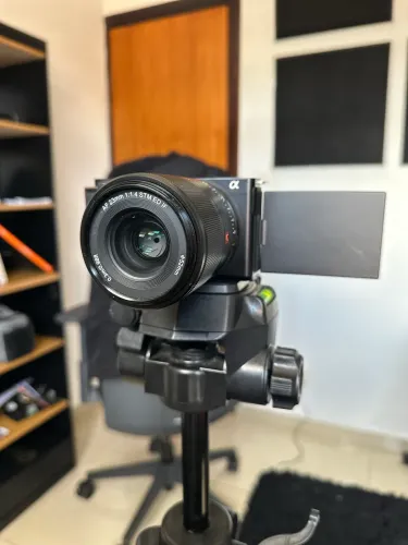 Sony zve10 com lente (sem bateria)