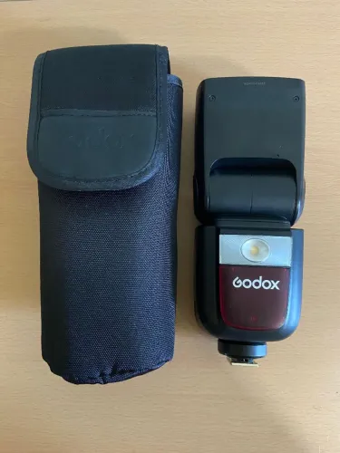 Flash Godox V860III-C