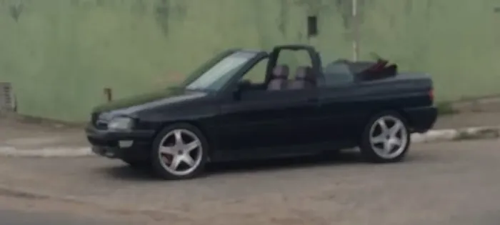 Ford Escort Ghia 2.0i / 2.0 1994