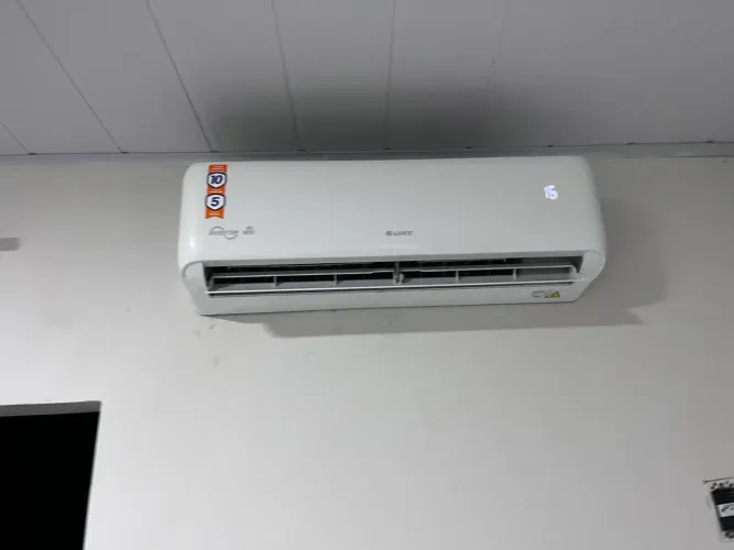 Vendo instalação de ar condicionado