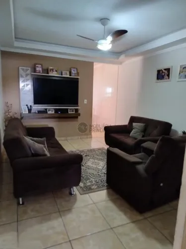Casa para venda com 145,38 m² e 3 quartos em Vila Independência, Bauru - SP