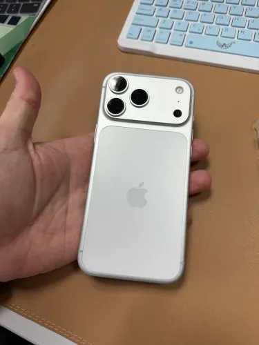 iPhone 17 Pro Max 256GB Novo!
