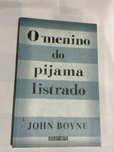 Livro O menino do pijama listrado - John Boyne