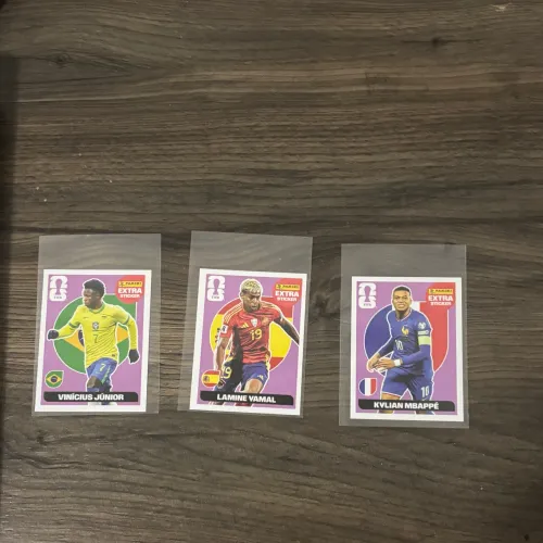 Figurinhas bordo craques 90 reais cada 