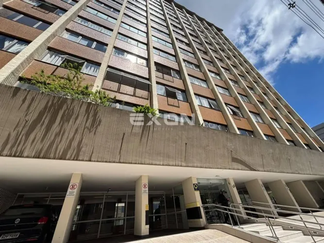Apartamento de 3 quartos à venda no Centro Cívico