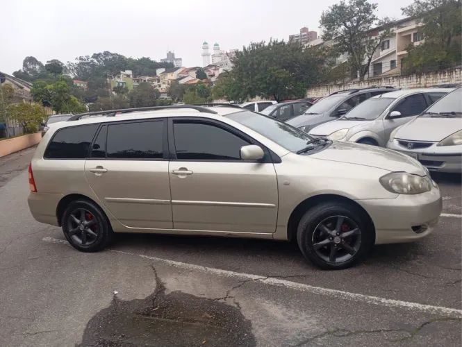 Toyota Corolla Fielder SW 1.8/1.8 XEI Flex Aut. 2005