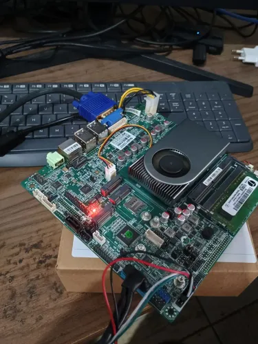 Placa mãe micro com processador i5
