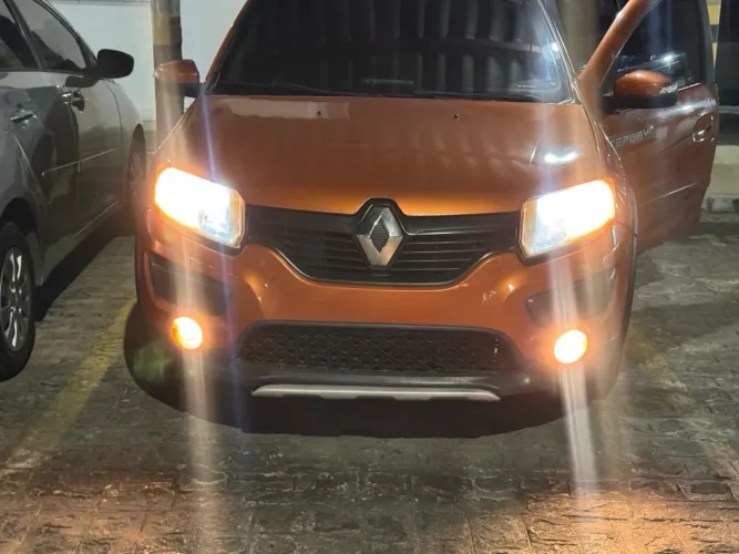 Renault Sandero Stepway Hi-power 1.6 8V 5P 2015