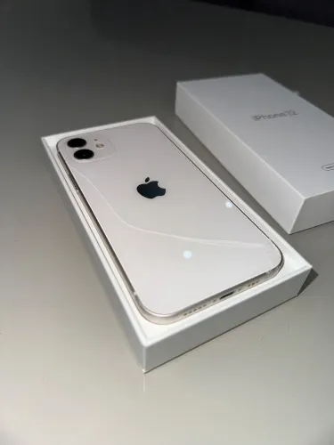 iPhone 12 - 128 GB - Branco