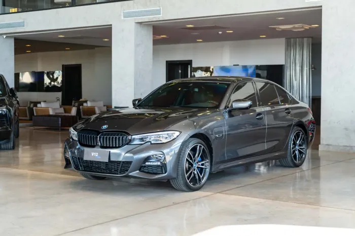 BMW 330E M Sport 2.0 Turbo Híbrido AU 2022