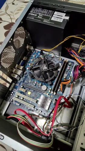 CPU LGA 1155 (2a e 3a Ger.) | HDMI | DDR3 (Home Lab, Home Office e Servidor)