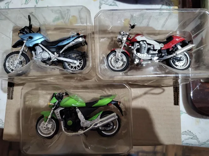 Todas Miniaturas carro e motos realistas 