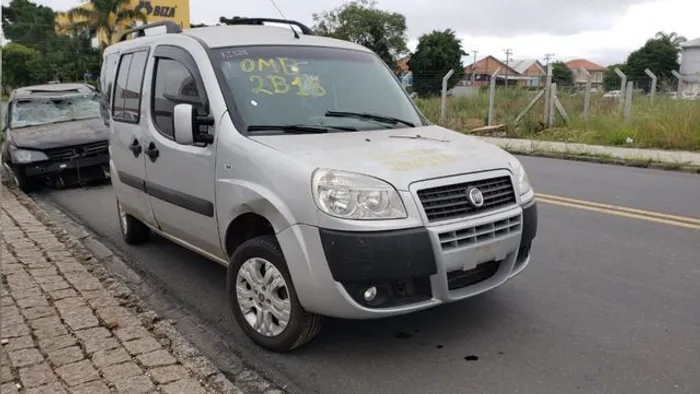 Sucata Doblo Essence 1.8 2012/2013, para retirada de peças