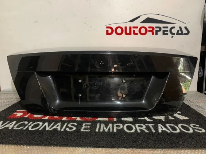 Tampa Traseira Mercedes Benz C180 2008/2010 Preto c/det