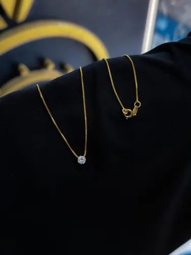 Colar ponto de luz banhado a ouro
