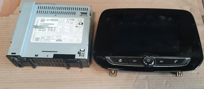 Central Multimidia Onix Plus 