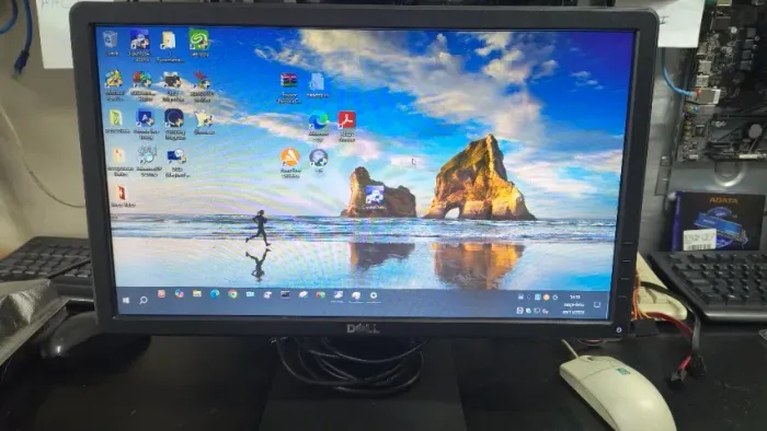 Monitor Dell 19 Polegadas 1914c R$ 300 Loja física Retire pessoalmente 11 3242-6364