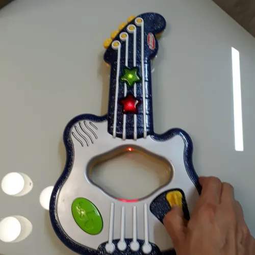 Guitarra mágica Playskool