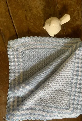  Manta de Bebê Azul com Detalhe em Branco