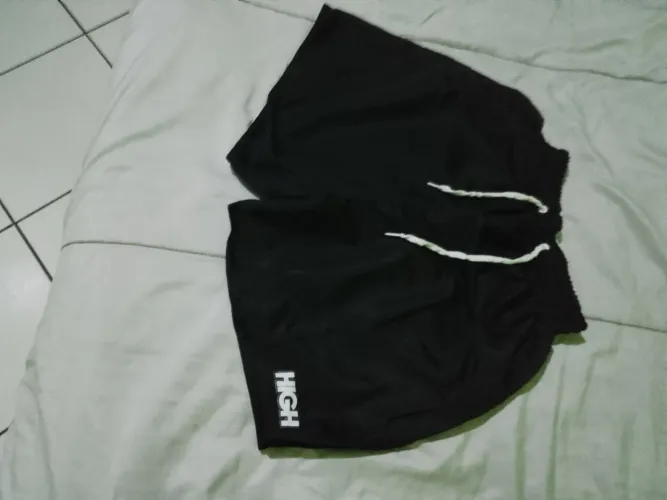 Shorts de Malha Pretos HIGH