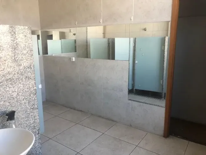 Excelente Salão Localizada no Centro de Duque de Caxias ( Calçadão)