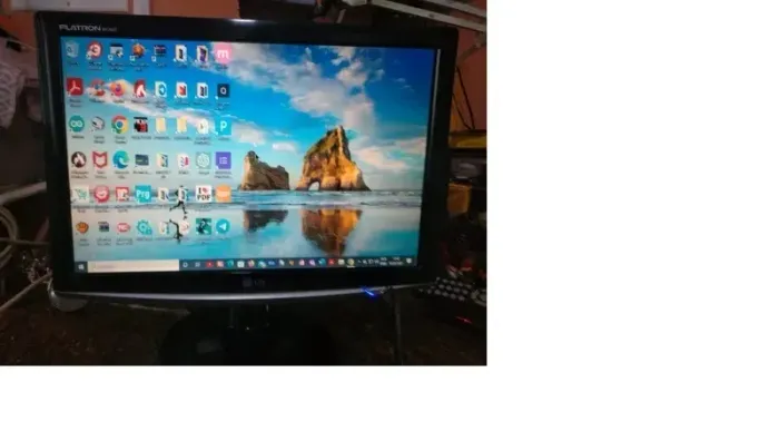 Monitor Lcd 17 LG W1752t Vga-dvi Alta Resolução, C/garantia