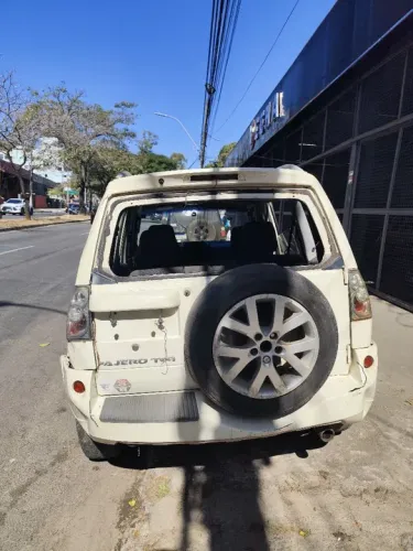 Peças para Pajero TR4 automatica/manual.Sucata de TR4 para venda de peças. Cambio,motor.