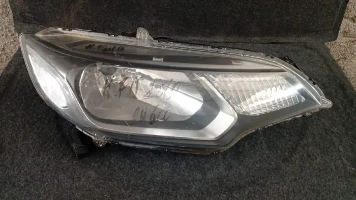 FAROL HONDA FIT 2016