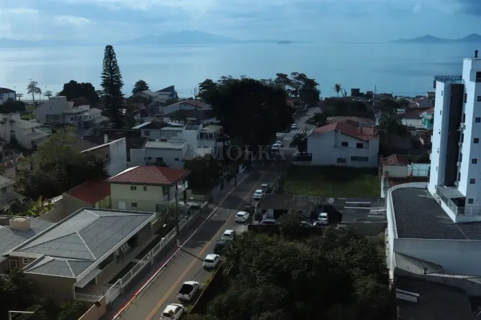 Terreno Duplo 588 m2 no Balneario