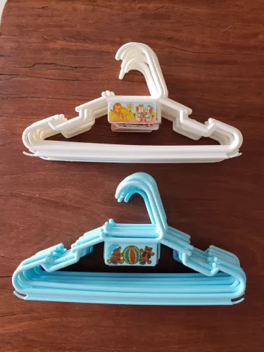 Kit 24 Cabides