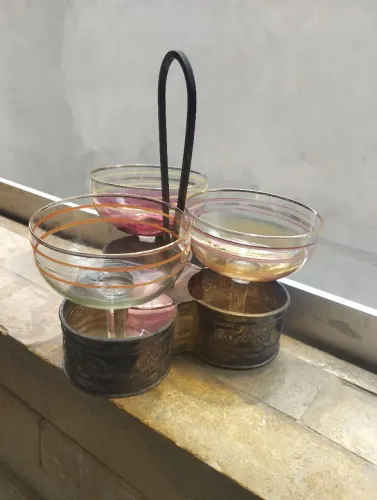 Taças coupé de cristal coloridas antigas
