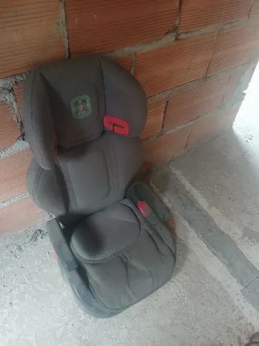 Cadeirinha infantil para carro