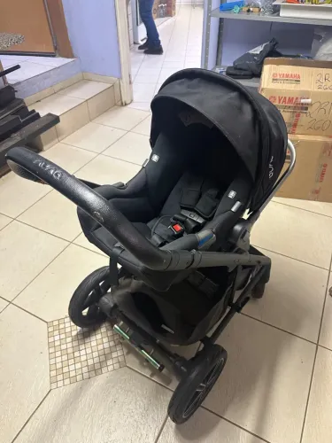 Carrinho de bebê Nuna