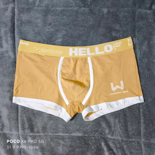 Cueca Boxer Amarela com Detalhes