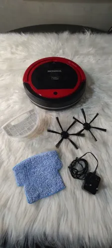 robô aspirador varre e passa pano