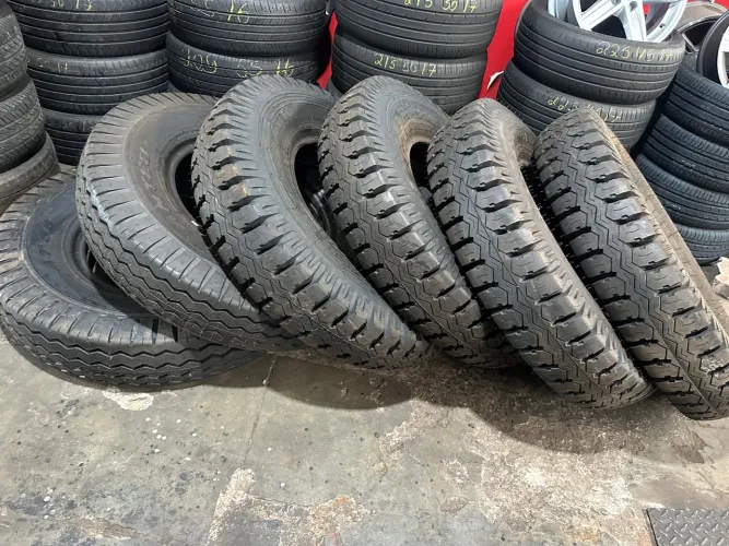 Pneus novos 900x20 anteu da pirelli