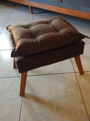 Puff com almofadas pillow top, muito confortável e resistente direto da fabrica