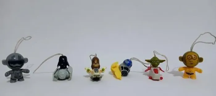 Rara Coleção de Miniaturas Star Wars Kinder Ovo - Medidas Aprox. 3cm