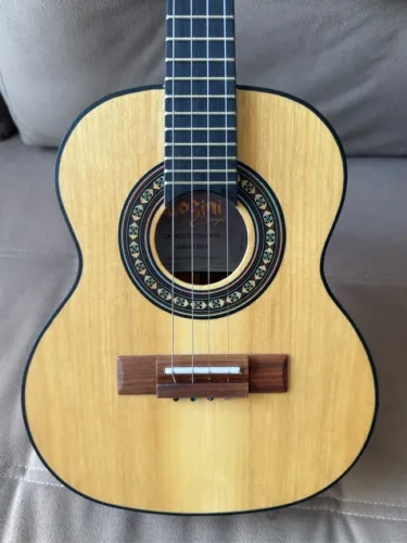 Cavaquinho Rozini Estudante