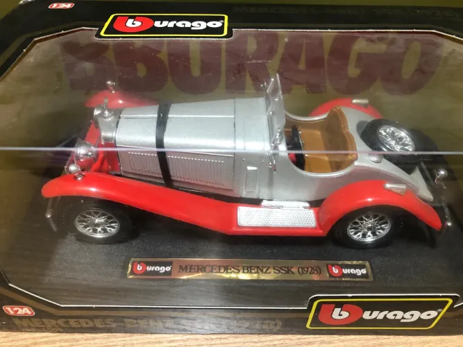 Miniatura Burago Mercedes-Benz SSK (1928) - Colecionador