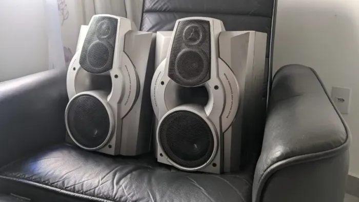 caixa de  som acústica  do AIWA nsx s999