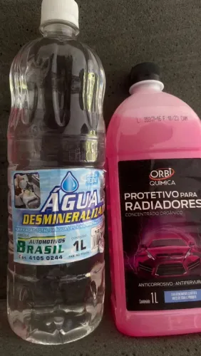 Promoção de casadinha uma água desmineralizada e um aditivo da orbi