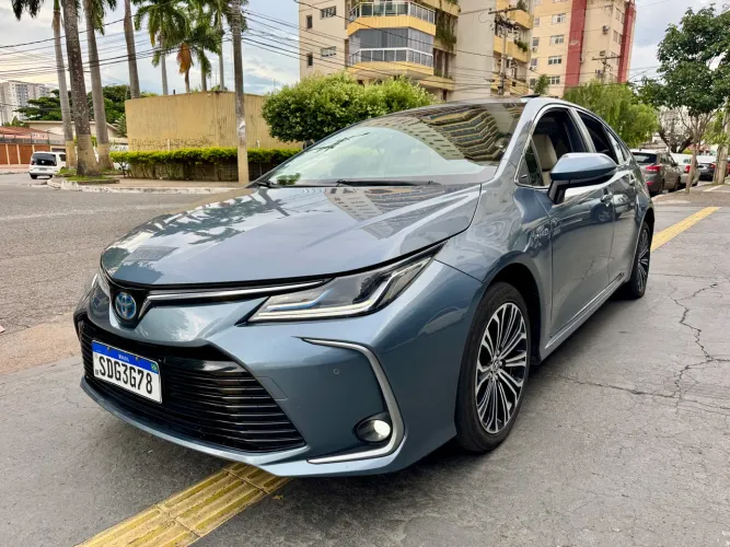 Toyota Corolla Altis Prem. Hybrid 1.8 Flex AUT 2023