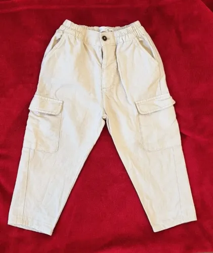 Caçã cargo Zara 2-3 years