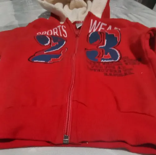 Casaco Infantil Vermelho Esportivo com Número 23