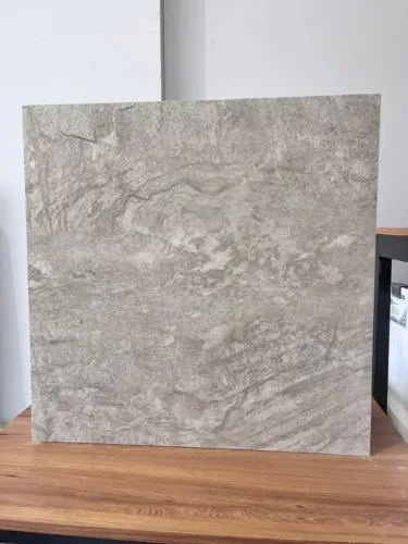 Piso antiderrapante granilha 55X55 retificado extra