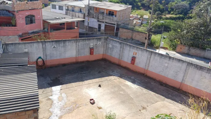 Locação de área de 200m2
