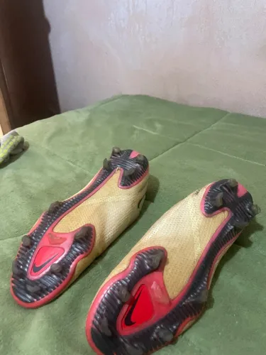 Chuteira para campo Nike Phantom GT2 Elite DF FG 