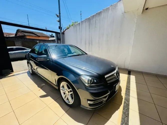 Mercedes-Benz C-180 CGI Sport 1.6 TB 16V 156cv Aut. 2014