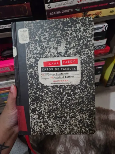 Casos de Família - Ilana Casoy - Livro